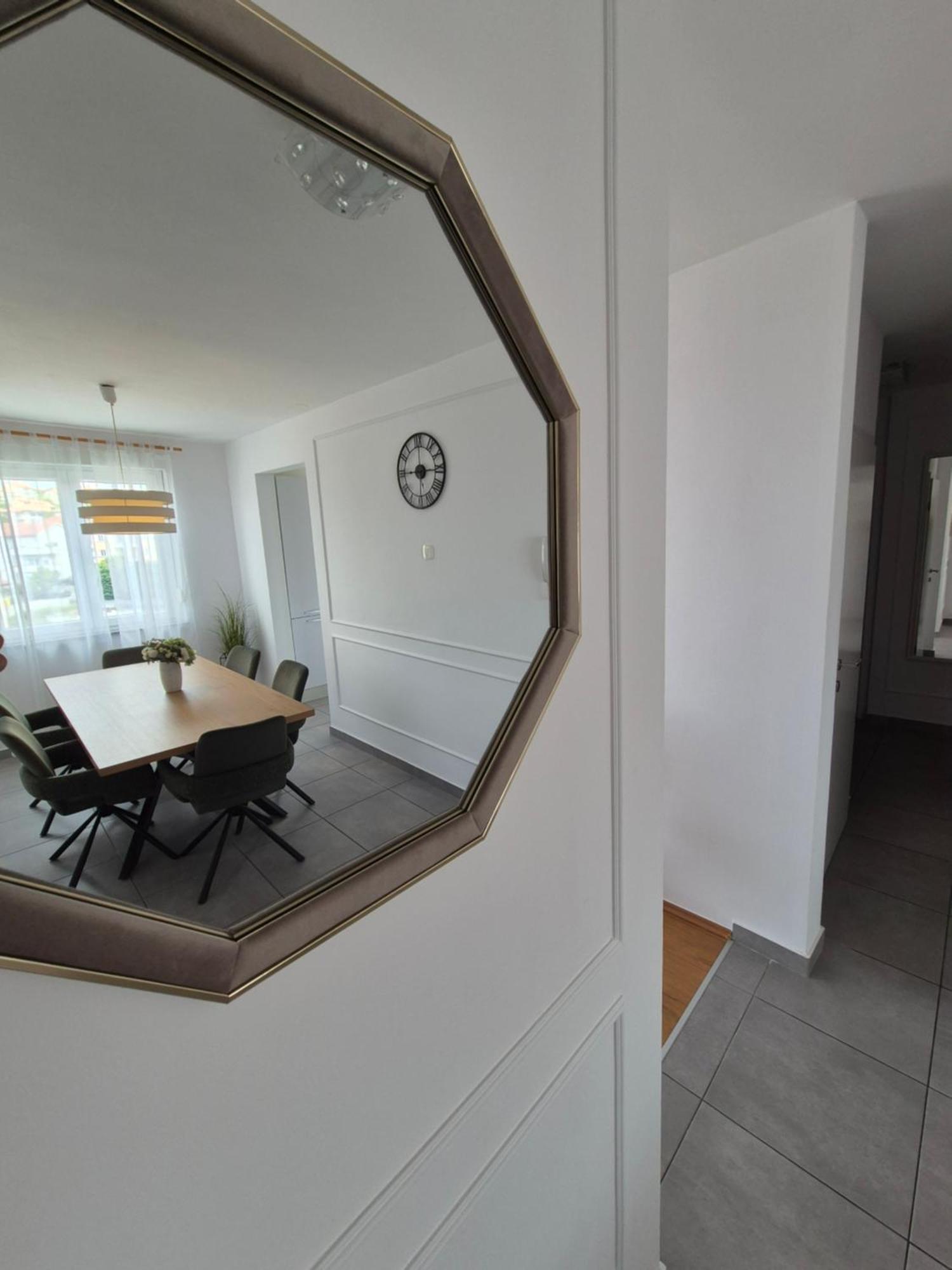 Victory Sea View Apartment Рієка Екстер'єр фото