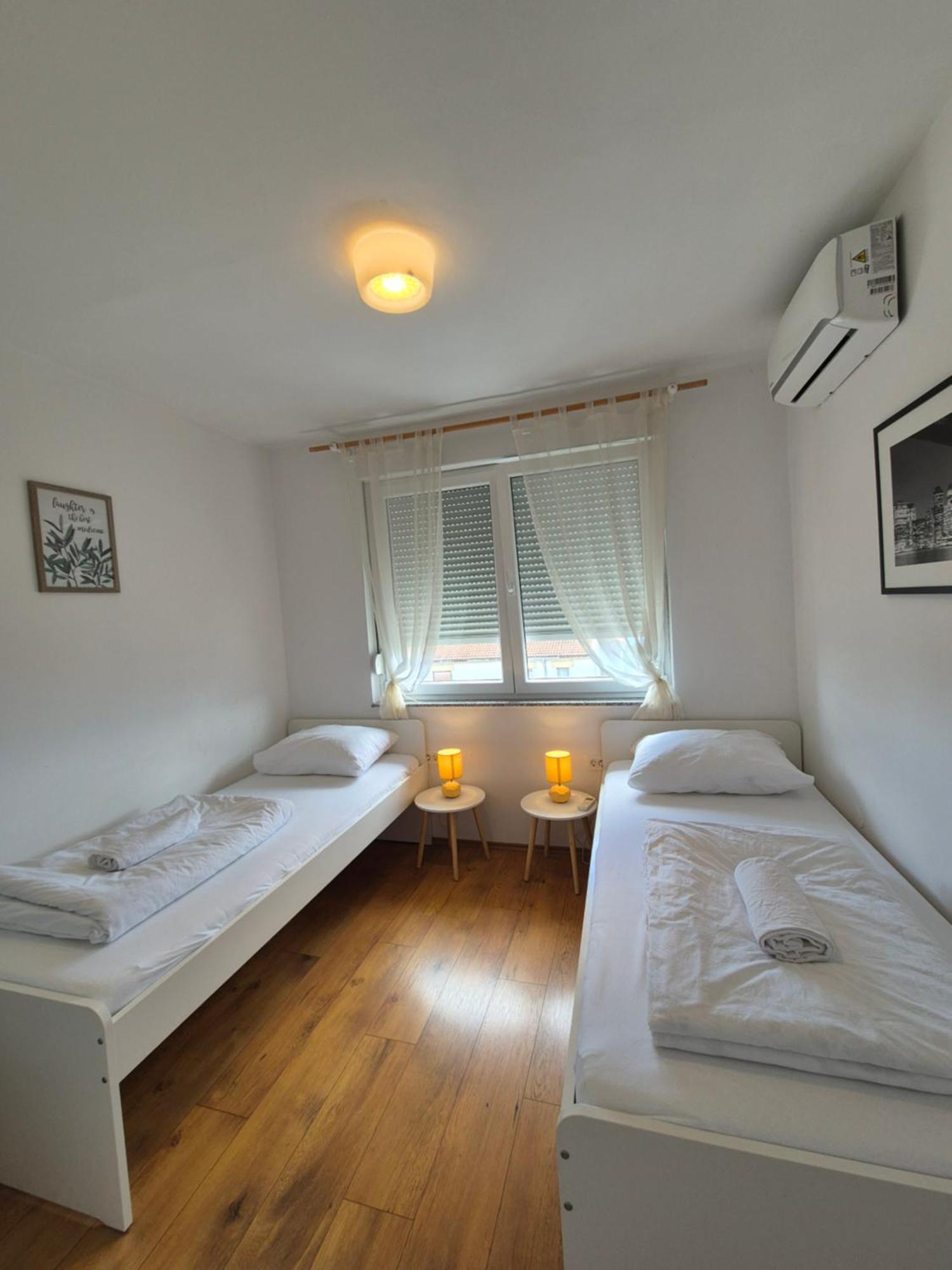 Victory Sea View Apartment Рієка Екстер'єр фото
